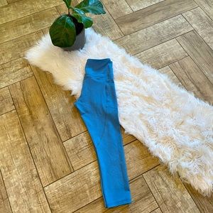 ZYIA Active Pocket Light n Tight Hi-Rise Legging 28" size medium